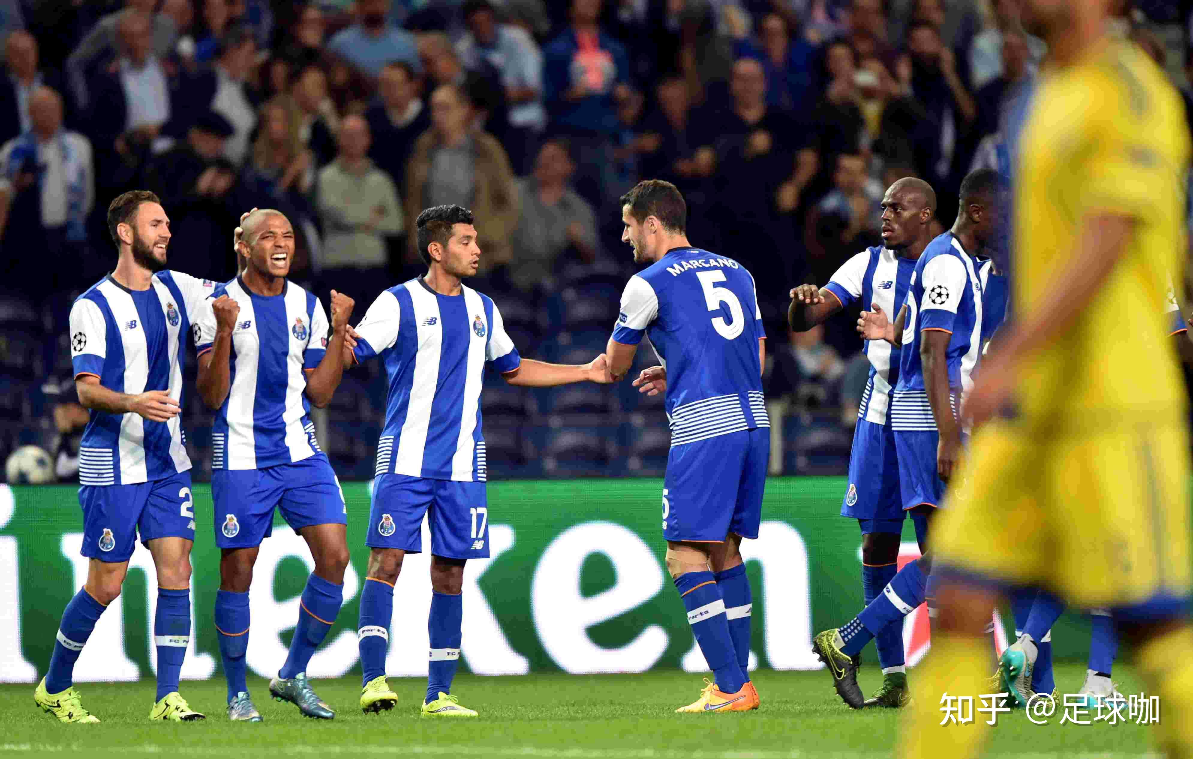 太狠了！塔图姆连续十五场比赛得分超过刷新纪录加时末段莱比锡备战葡超，密尔沃基雄鹿状态回暖备战欧联的简单介绍